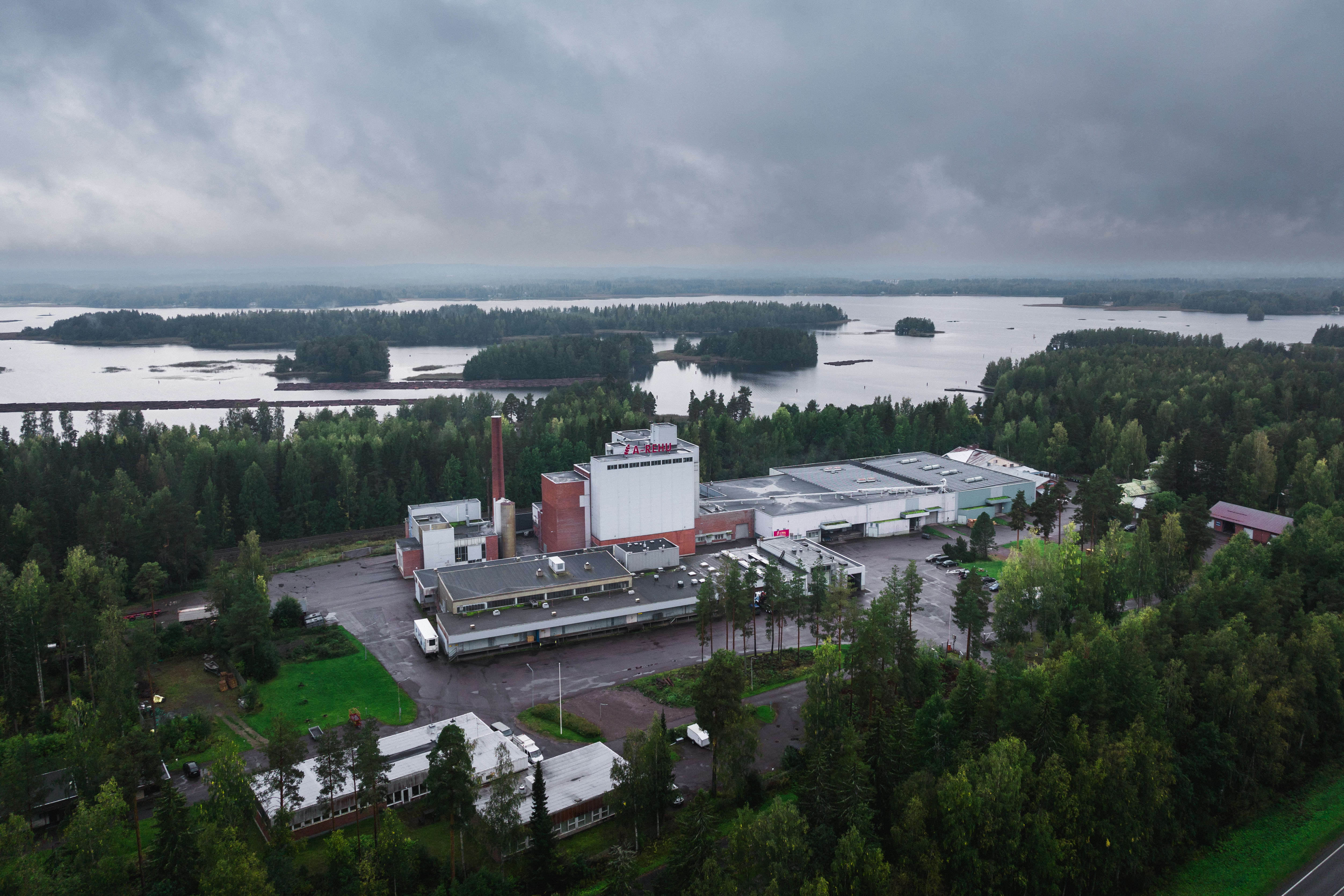 Laatu ja vastuullisuus ohjaavat tehtaiden toimintaa